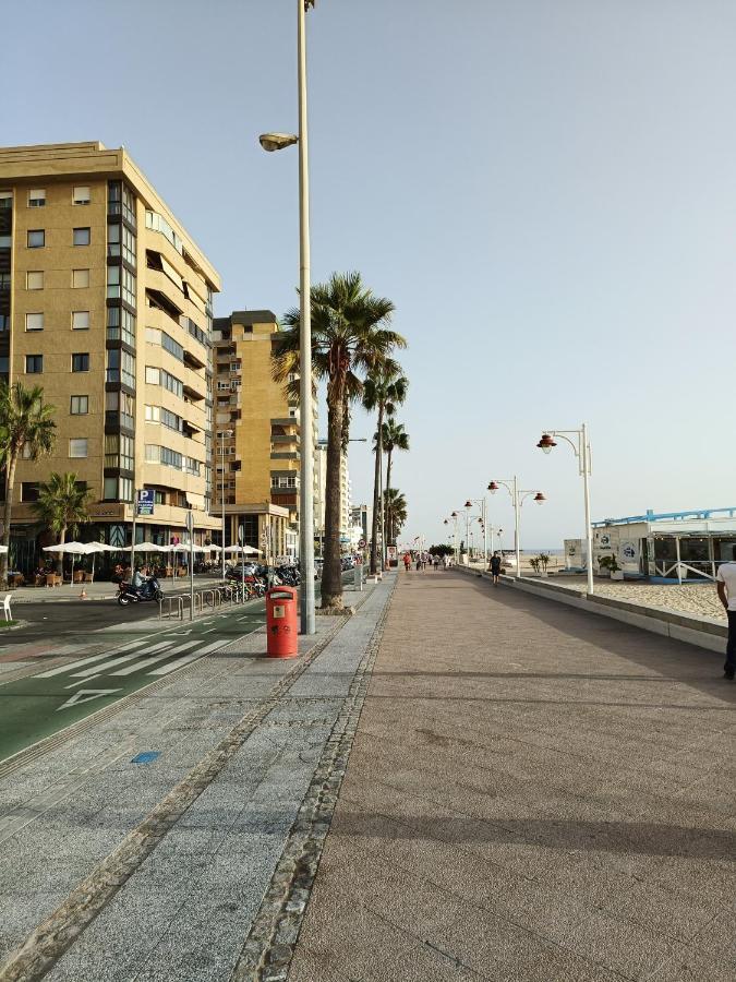 Piso Avenida Junto A La Playa Apartment Cadiz Exterior photo